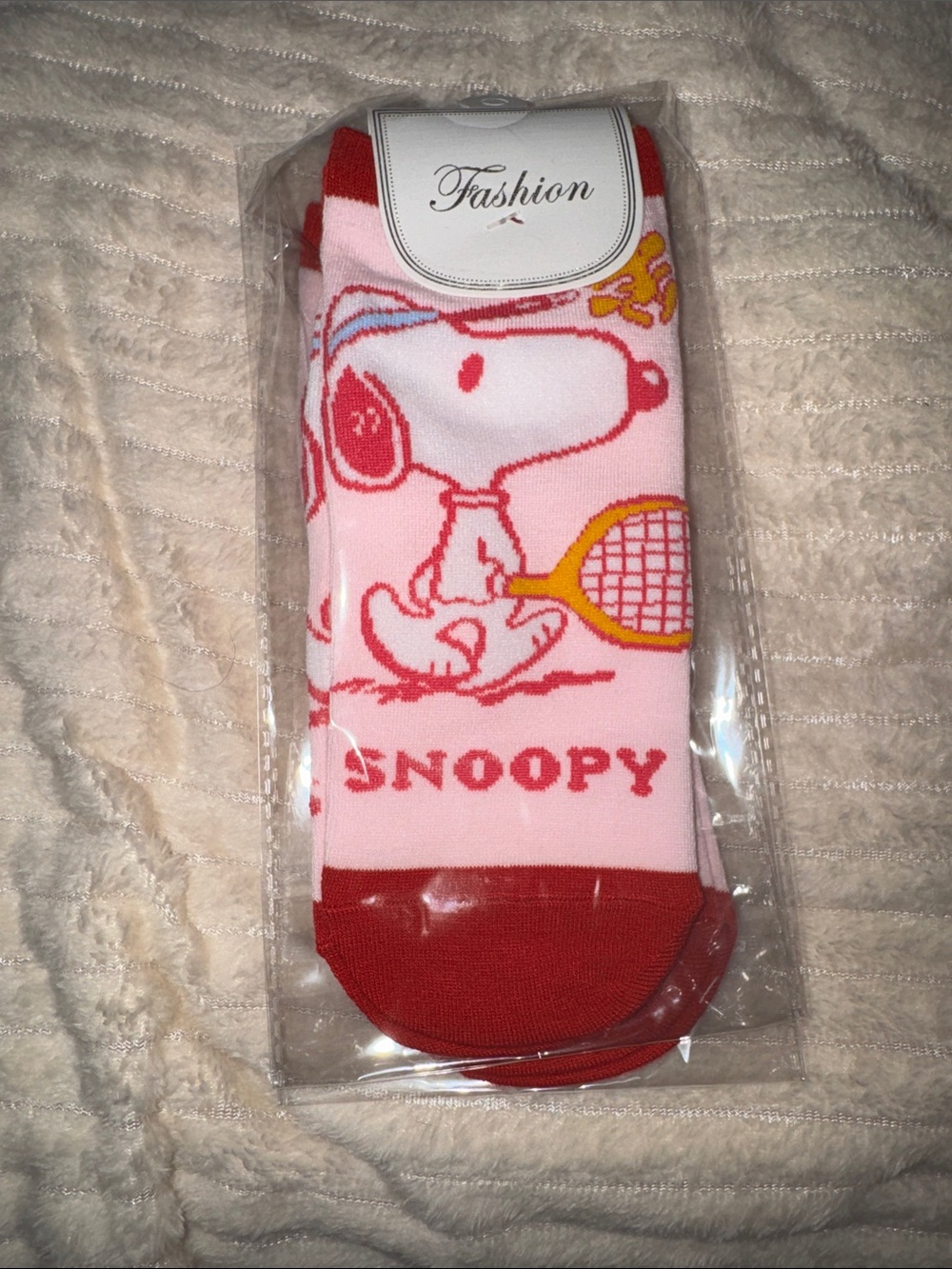 Snoopy NWT Graphic No-Show Socks - (4 Pairs) Size 4-10 - Picture 5 of 5